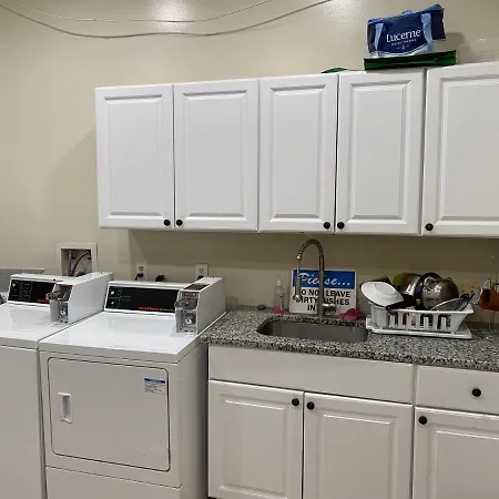 Dc International Hostel 1-3